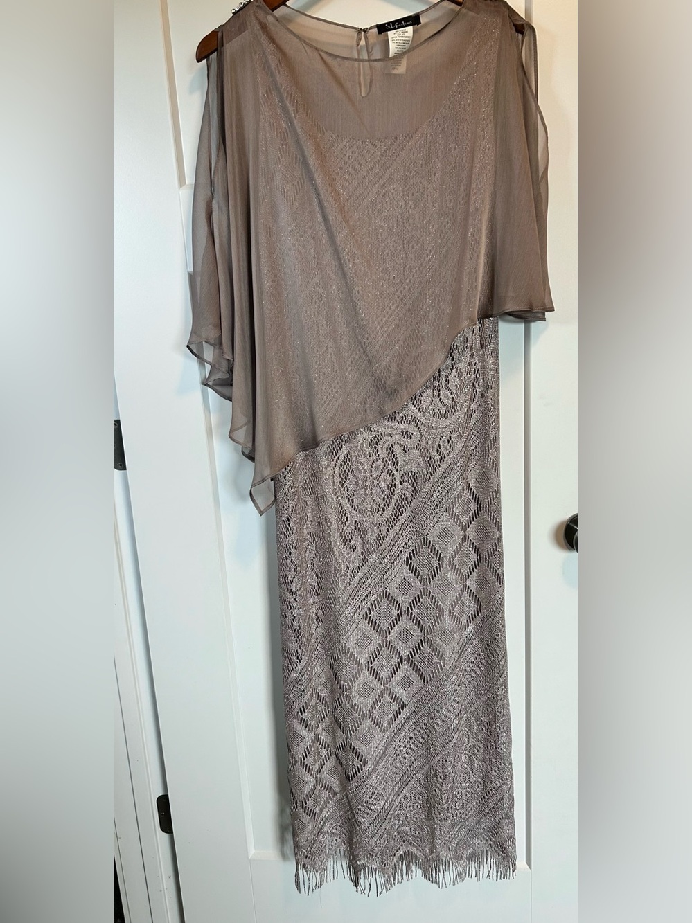Vintage 90s S.L. Fashions Metallic Crochet Lace & Chiffon Cape 2-Piece Dress Set - Picture 3 of 15